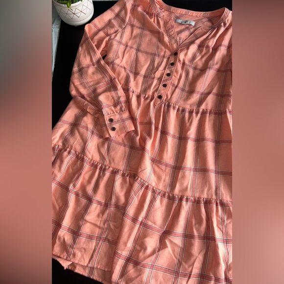LOFT Peach Tiered Plaid Preppy Shirt Dress with long sleeves Size Medium NWOT - Picture 2 of 7